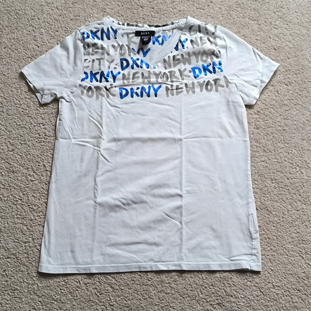 DKNY White Graphic T-shirt